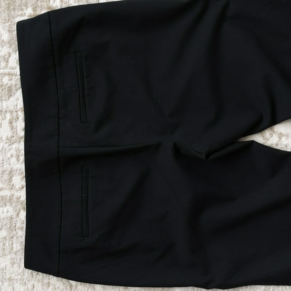 Ann Taylor Modern Fit Bootcut Trousers 4P Black Petite - Picture 9 of 14